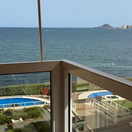 Punta Cormoran 公寓 *